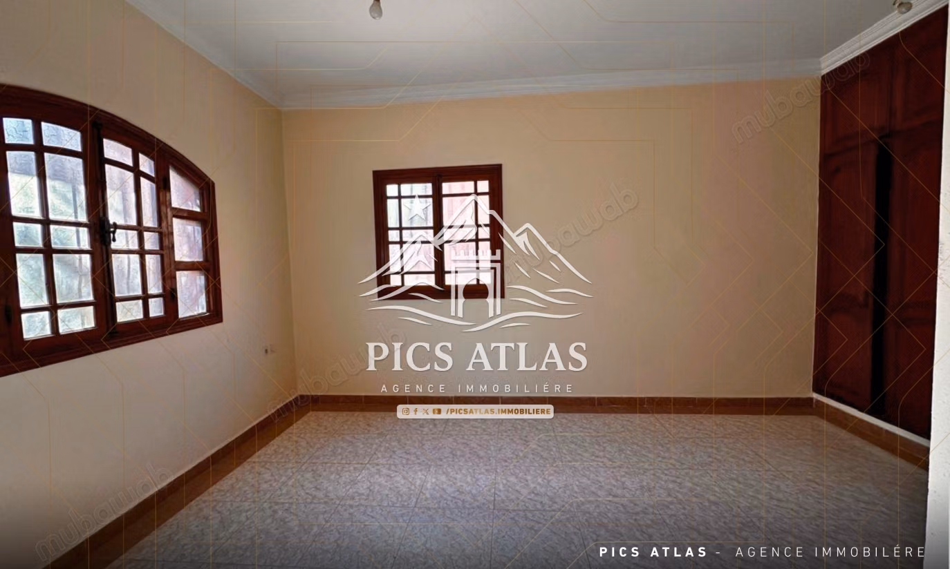 Petite villa à vendre – Route de Casablanca, Marrakech