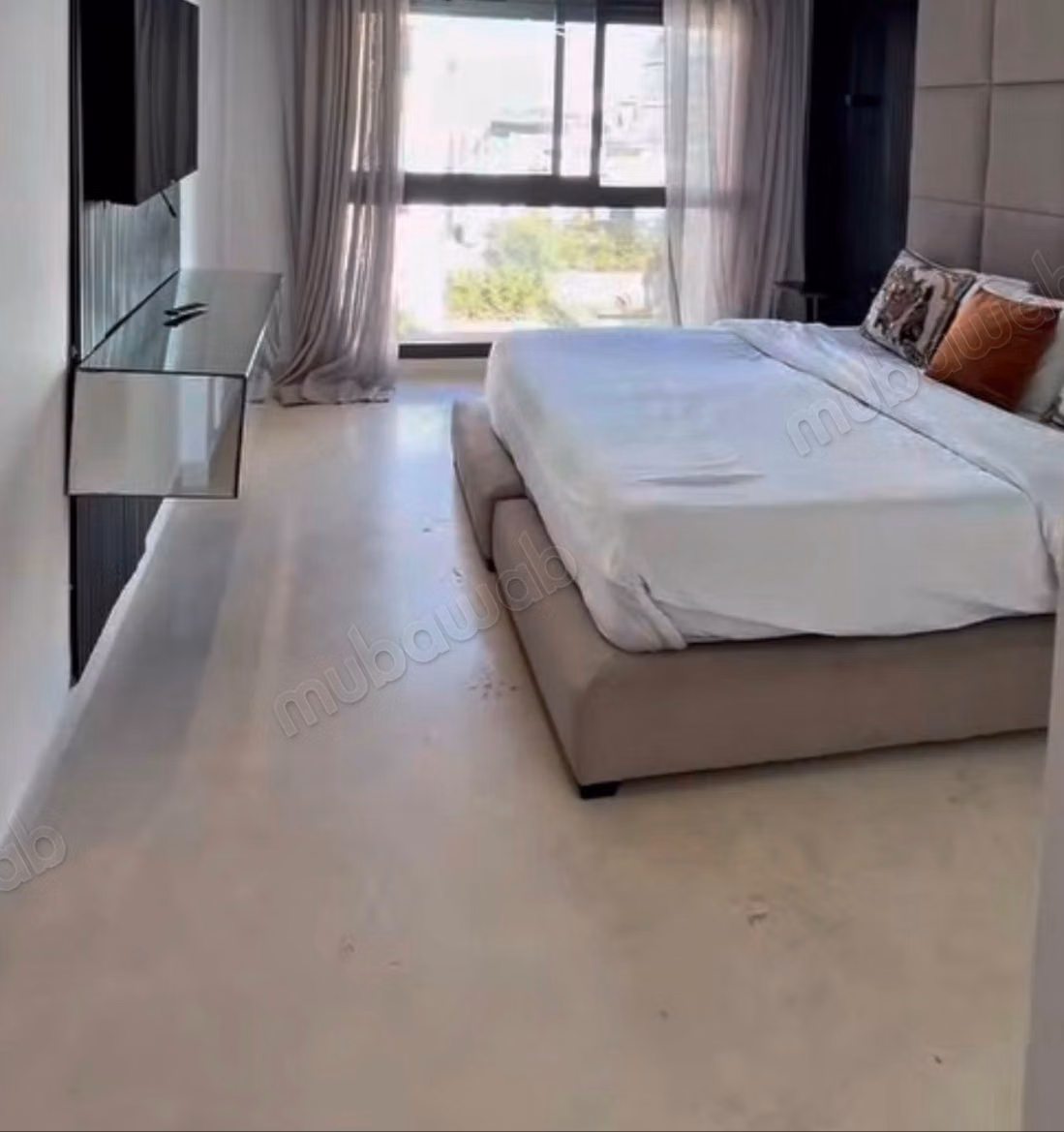 Appartement te huur in Ain Diab. Oppervlakte 167m². Met lift en terras