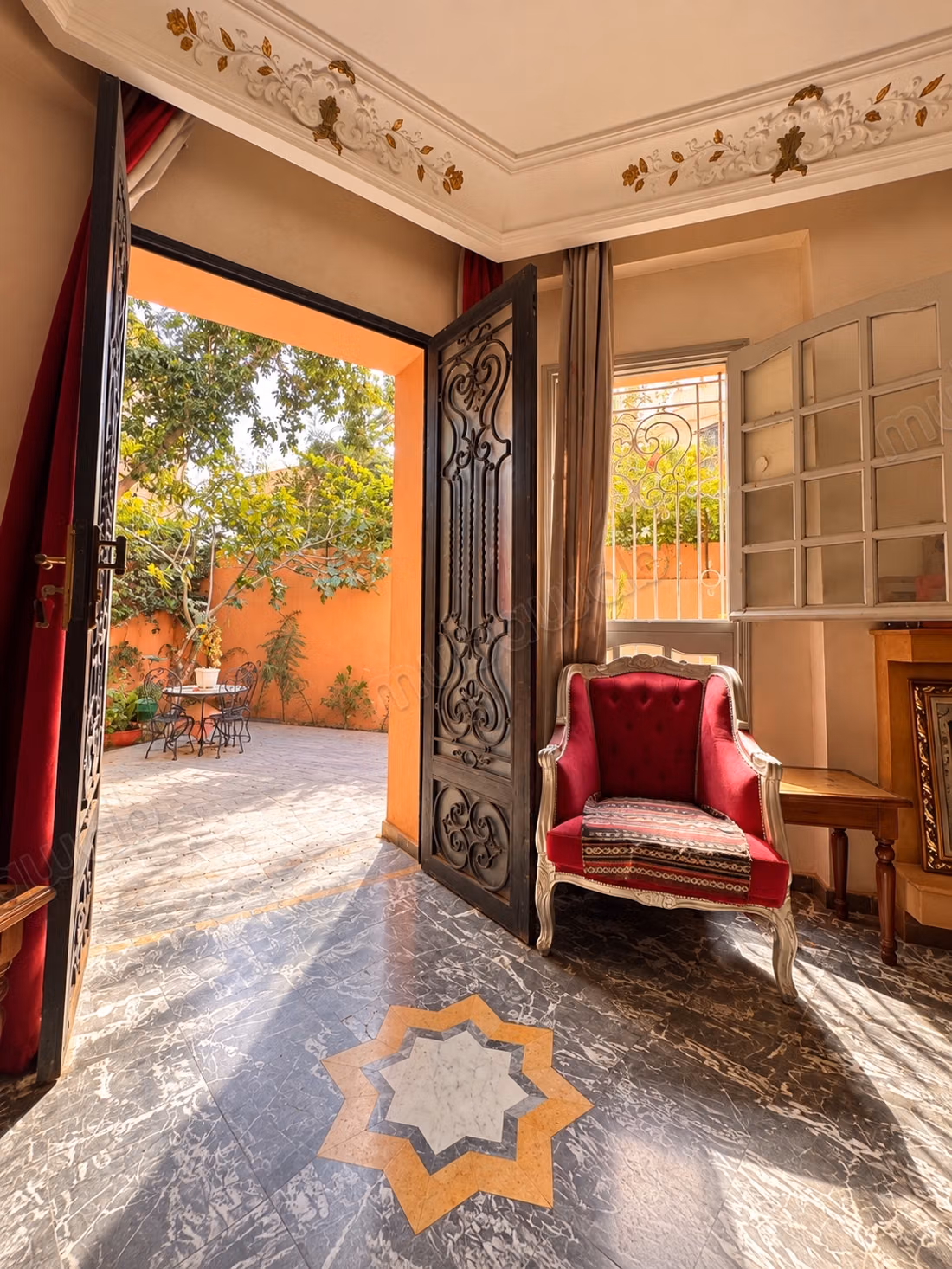 Villa de caractere a ain mezouar piscine, terrasse et beaux volumes