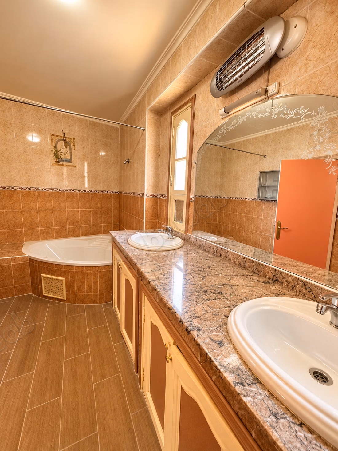 Villa de caractere a ain mezouar piscine, terrasse et beaux volumes