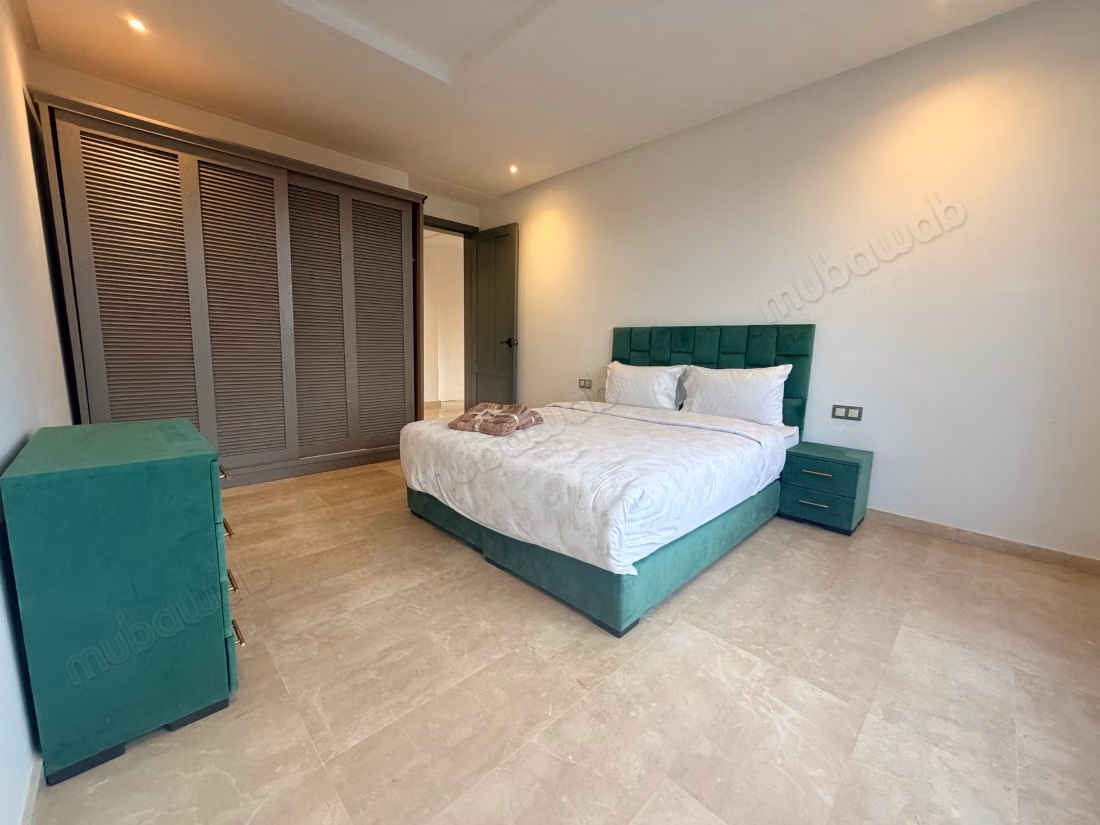 Villa meublée avec piscine et jacuzzi 4 chambres et 3 salles de bains