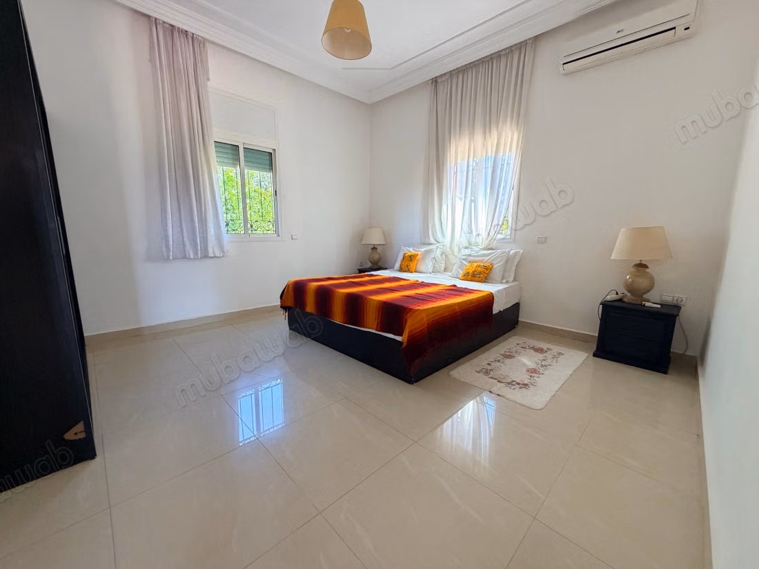 Villa 4 chambres avec entretien inclus piscine et hammam
