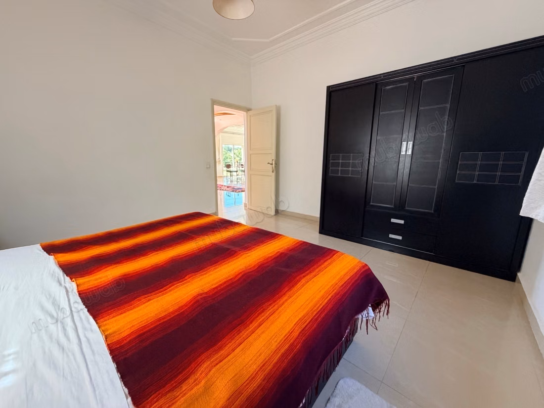 Villa 4 chambres avec entretien inclus piscine et hammam