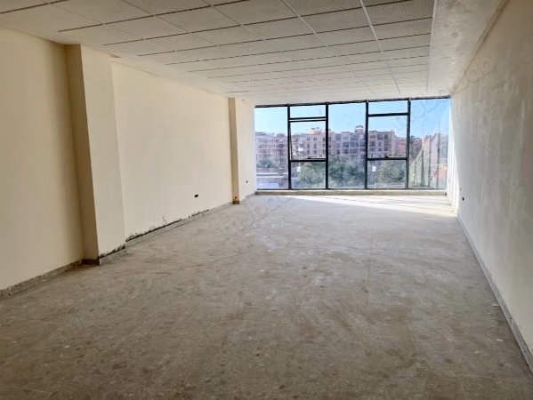 Ufficio di 68 m² in affitto situato a Gueliz