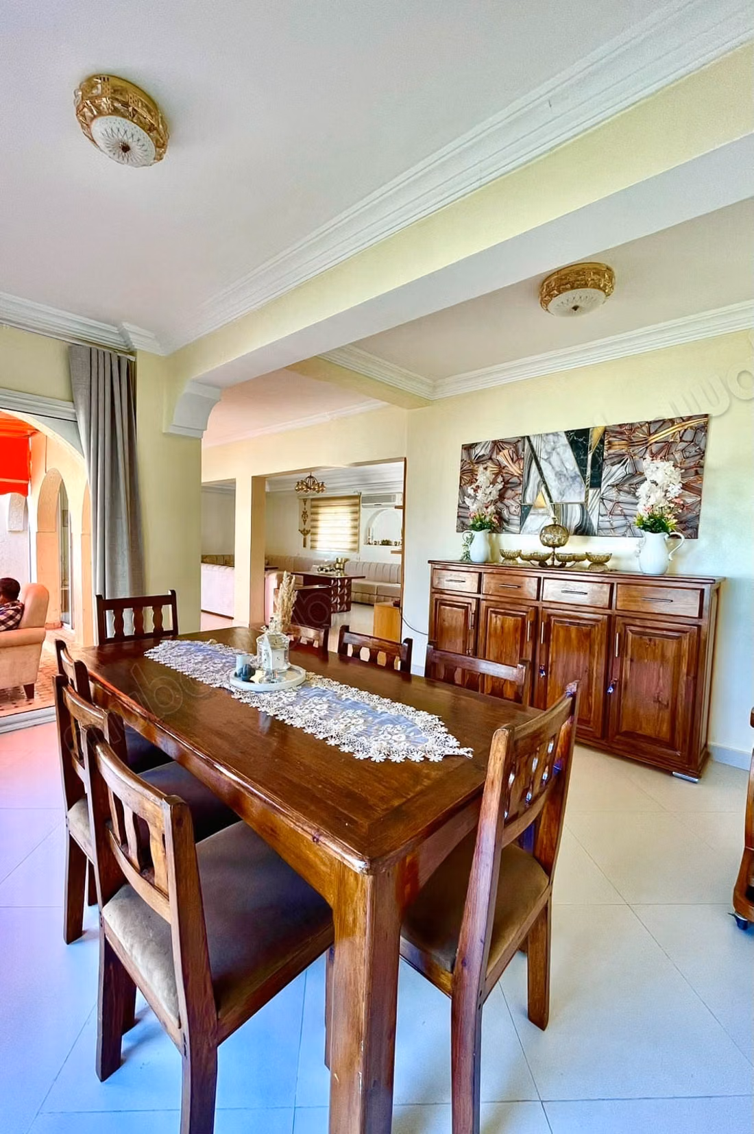 Villa plein pieds à vendre avec piscine à Agadir
