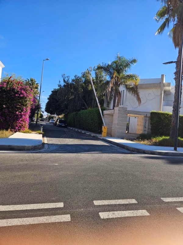 Terrain en vente à Hay ez zaitoune. 
Superficie 282 m²