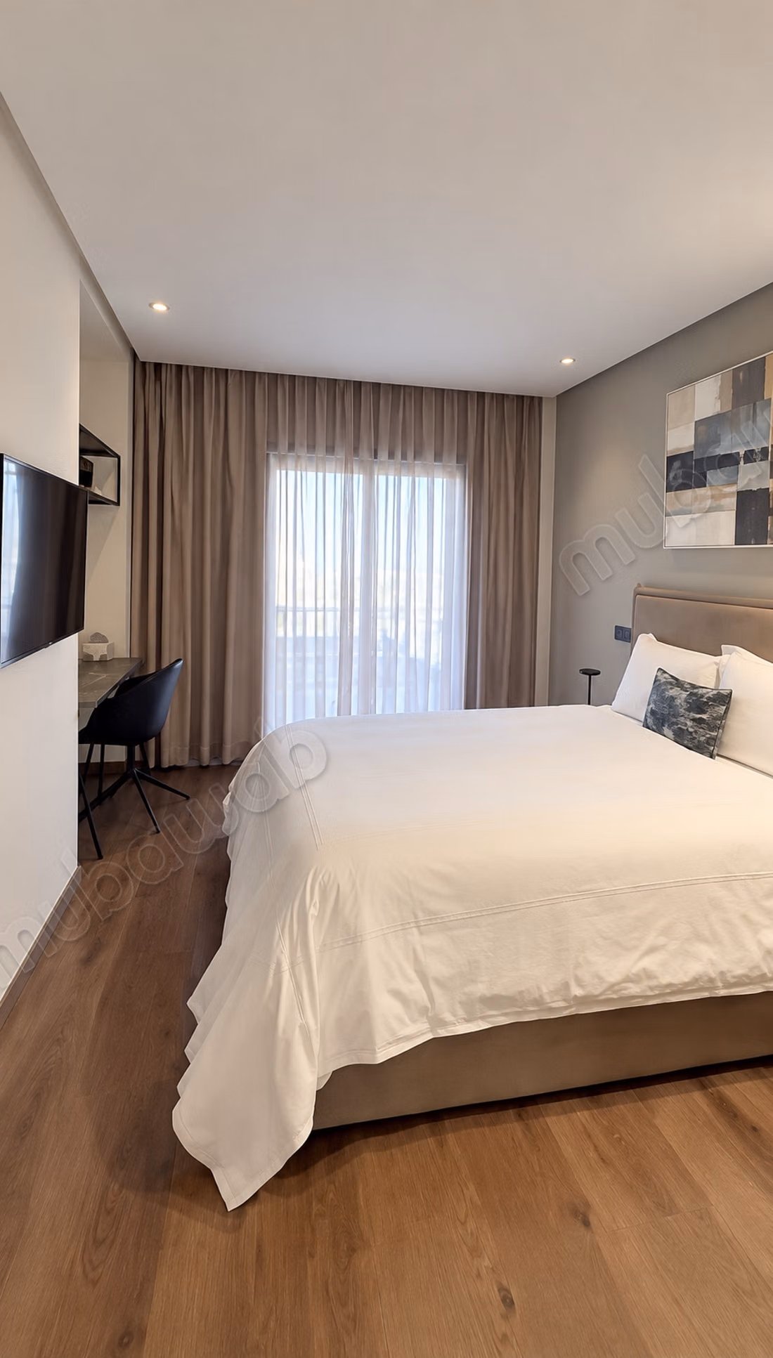 Location d'un appartement à Les princesses. 
Surface de 58 m². 
Meublé