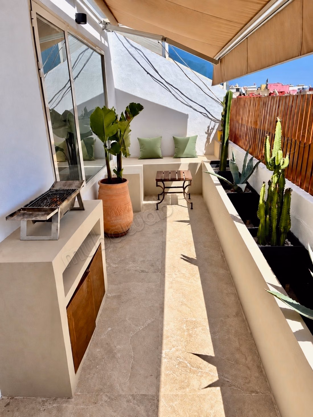 Artist Apartment Terrace Last Floor Maarif