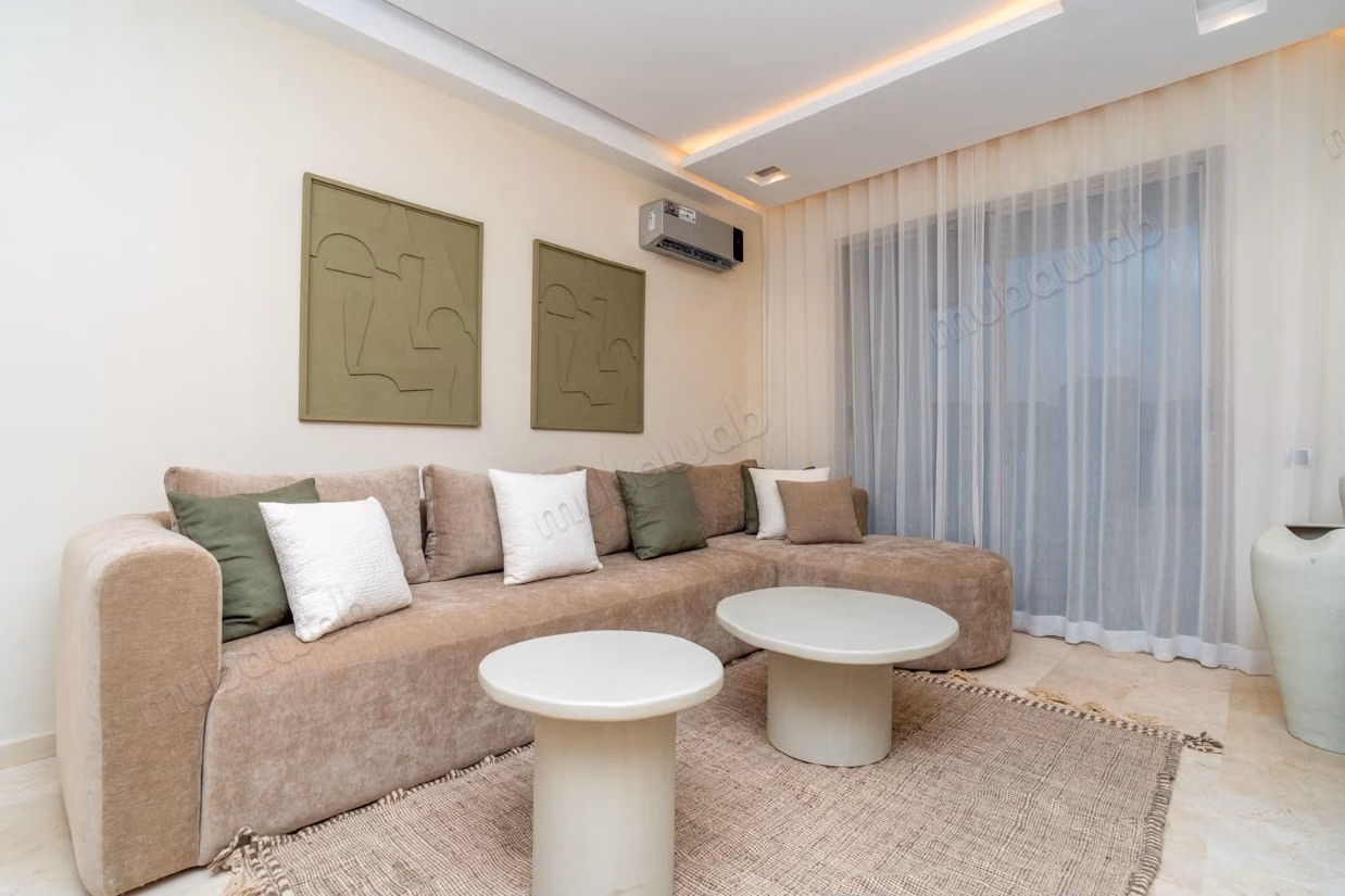 Appartement à louer à prestigia 
sous location possible 3 chambres.
Bien meublé