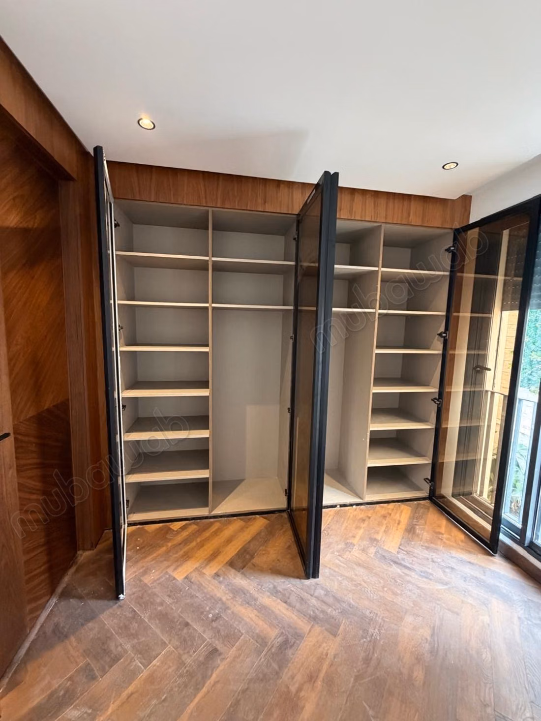 Mooi appartement te huur in Gauthier. 2 kamers. Satellietschotel, beveiligde residentie