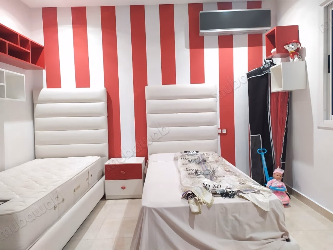 Maison de luxe à vendre à M'Diq. Superficie totale de 250 m². Meublé