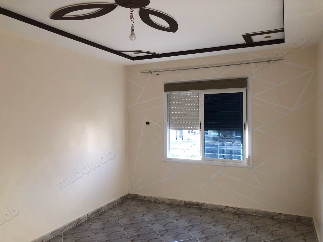 Maison à vendre Hay El Hassani Lotissement Hassani Koulouch 
hda la feray ftri9 20 Fin kaybi3ou les pièces auto