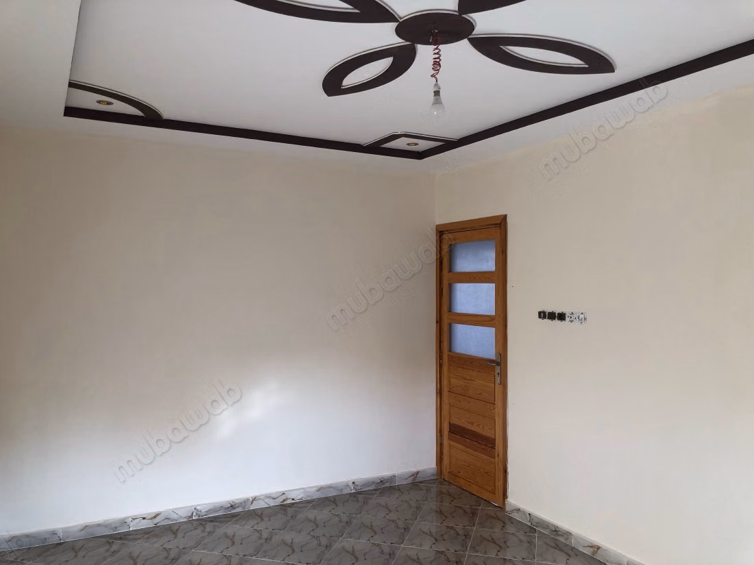 Maison à vendre Hay El Hassani Lotissement Hassani Koulouch 
hda la feray ftri9 20 Fin kaybi3ou les pièces auto