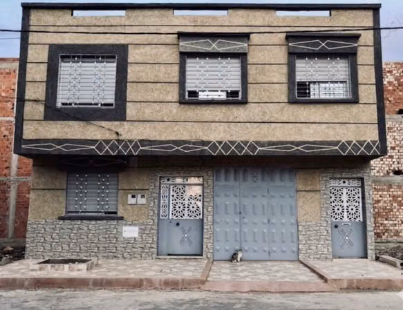 Maison à vendre Hay El Hassani Lotissement Hassani Koulouch 
hda la feray ftri9 20 Fin kaybi3ou les pièces auto