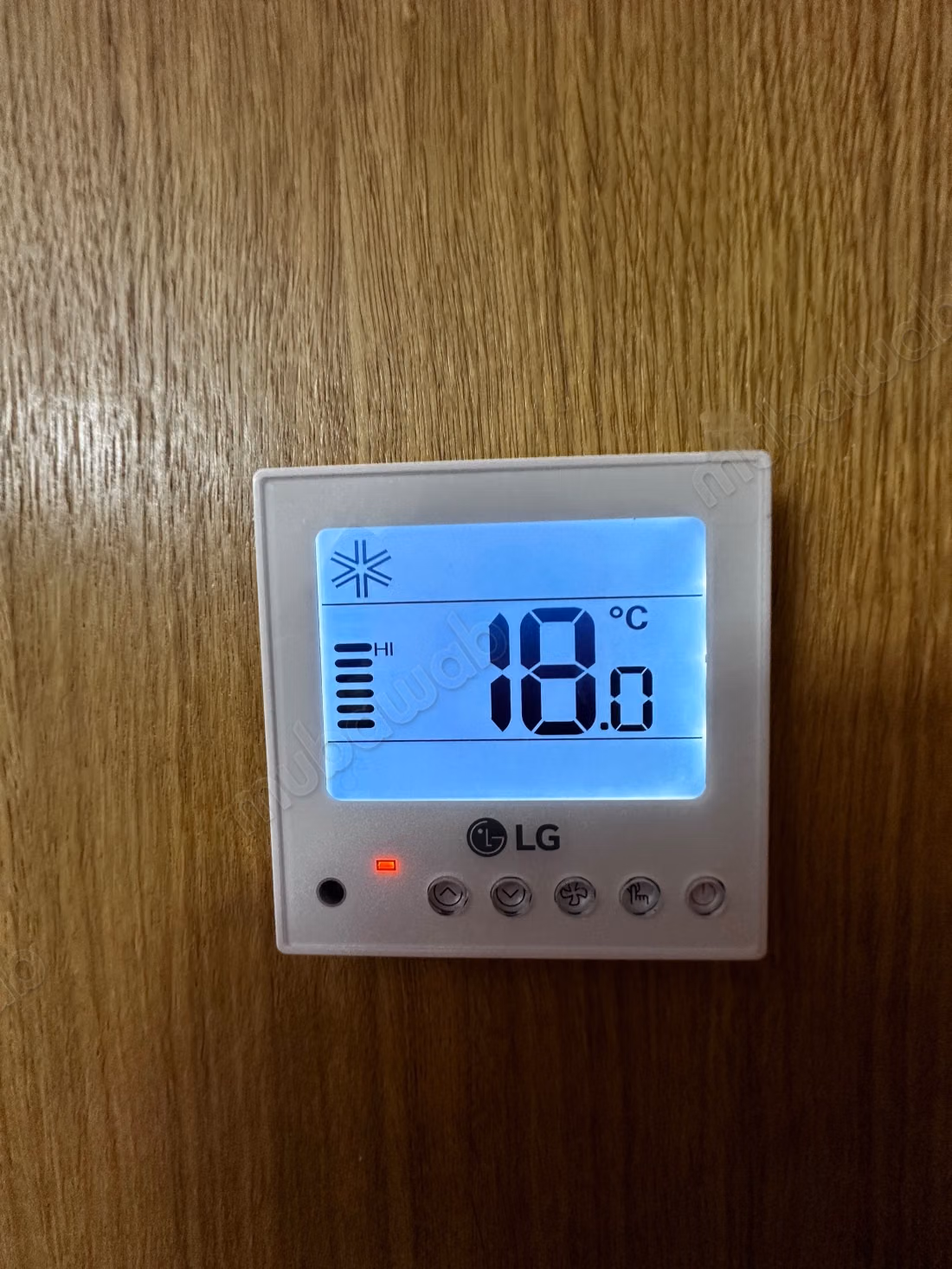 Superbe appartement à louer à Al-Izdihar. Superficie totale 70 m². Meublé