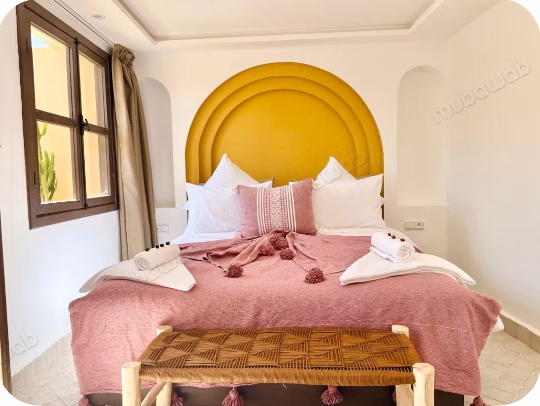 Riad rénové avec bassin et vue Atlas – Kasbah