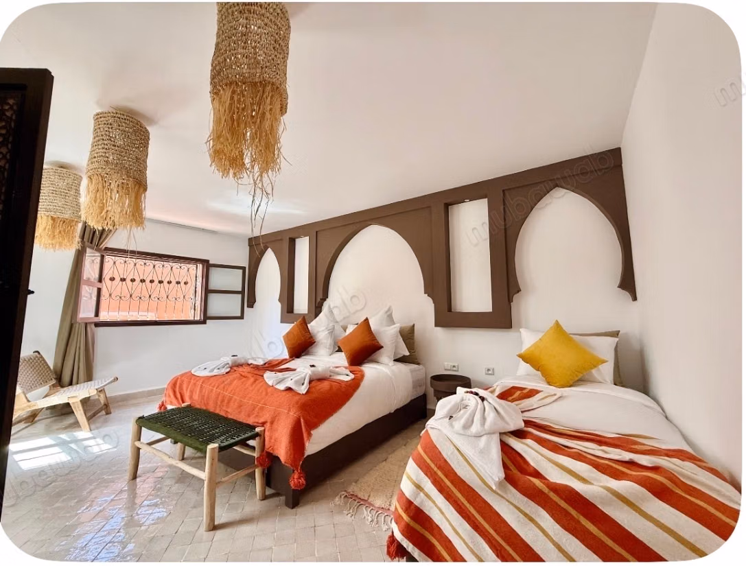 Riad rénové avec bassin et vue Atlas – Kasbah