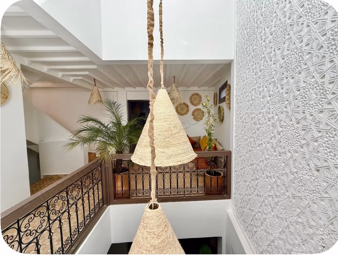 Riad rénové avec bassin et vue Atlas – Kasbah
