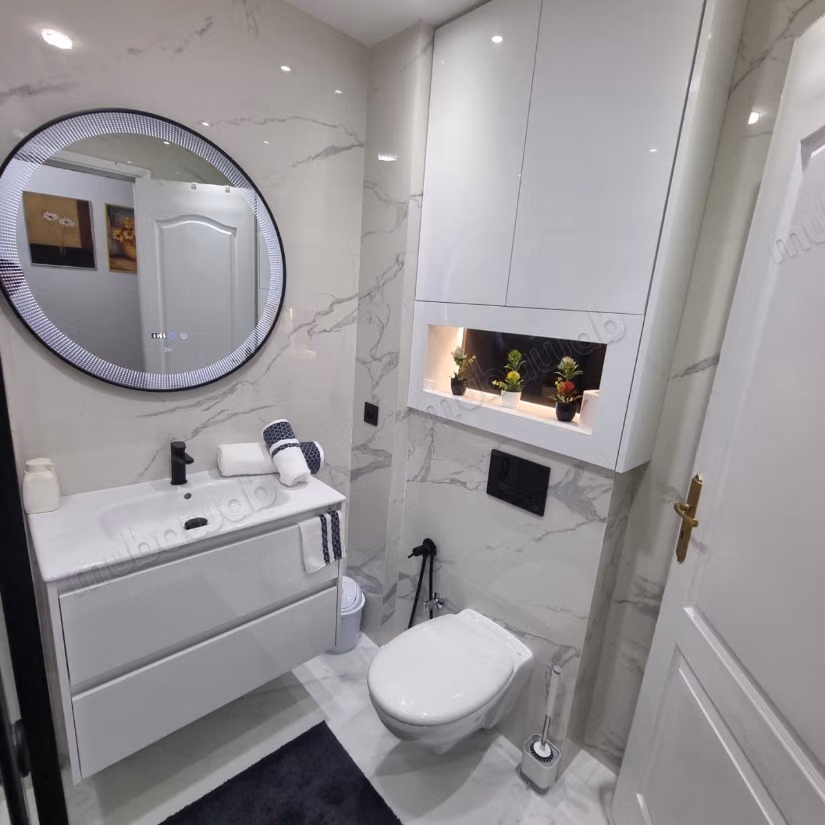 À louer maintenant : appartements à Du Golf. Superficie totale 70 m². Meublé