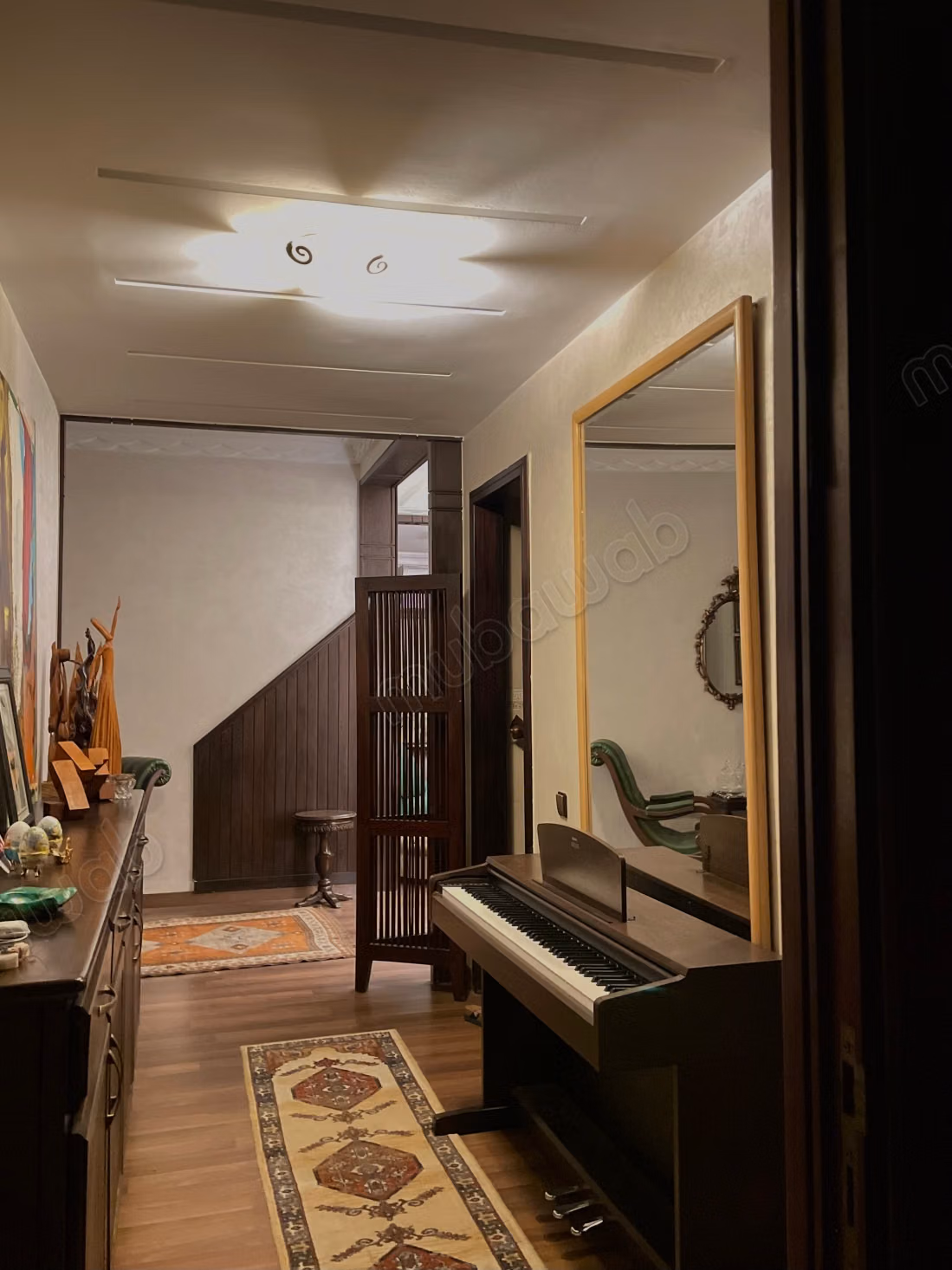 Appartement en vente à Roches Noires. 
4 pièces. 
Avec ascenseur