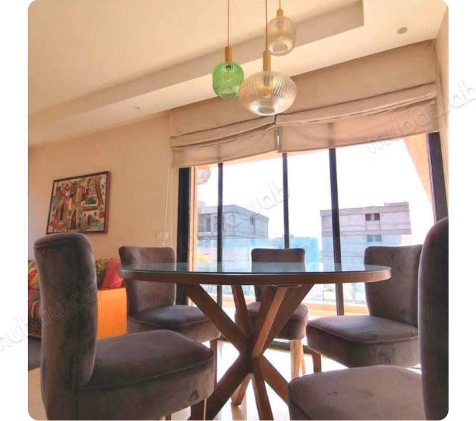 Superbe appartement à vendre à Route de Tahanaout.
Surface de 91 m².
Bien meublé