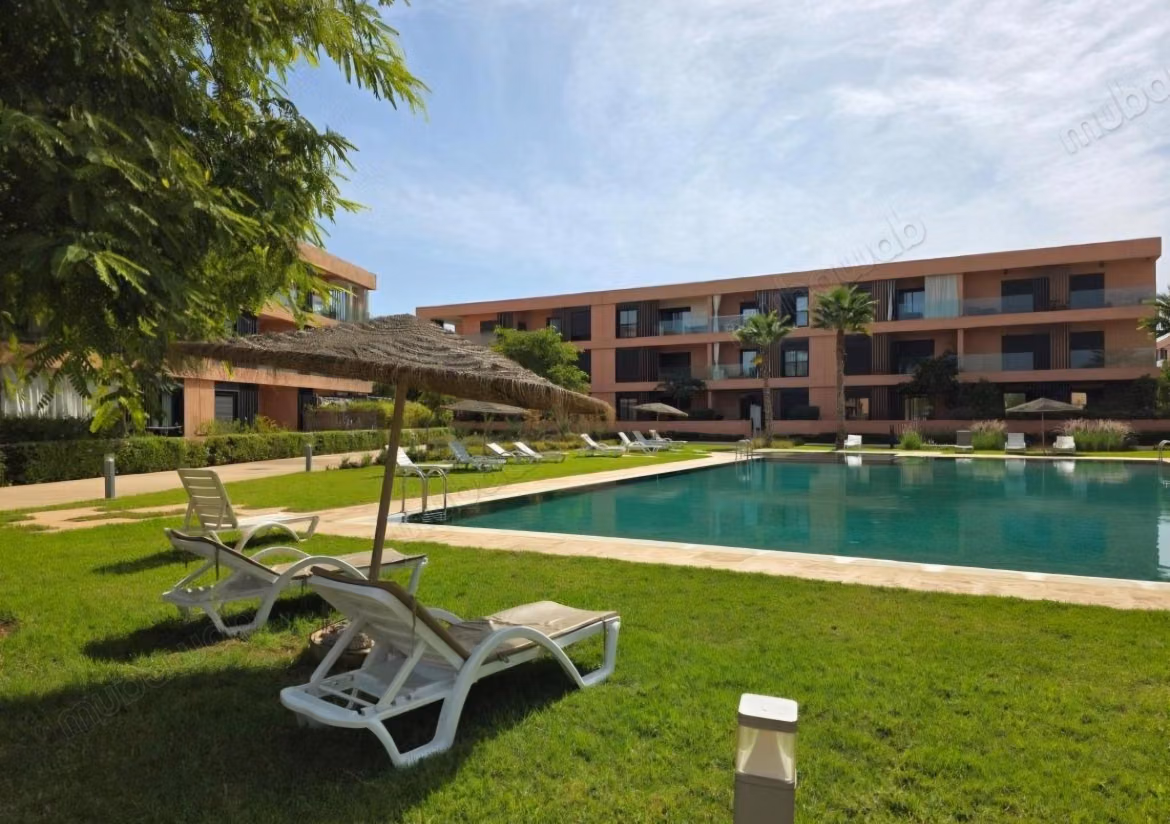 Superbo appartamento in vendita in Route de Tahanaout. Superficie di 91 m². Ben arredato