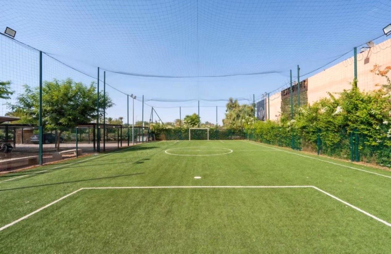 Superbo appartamento in vendita in Route de Tahanaout. Superficie di 91 m². Ben arredato