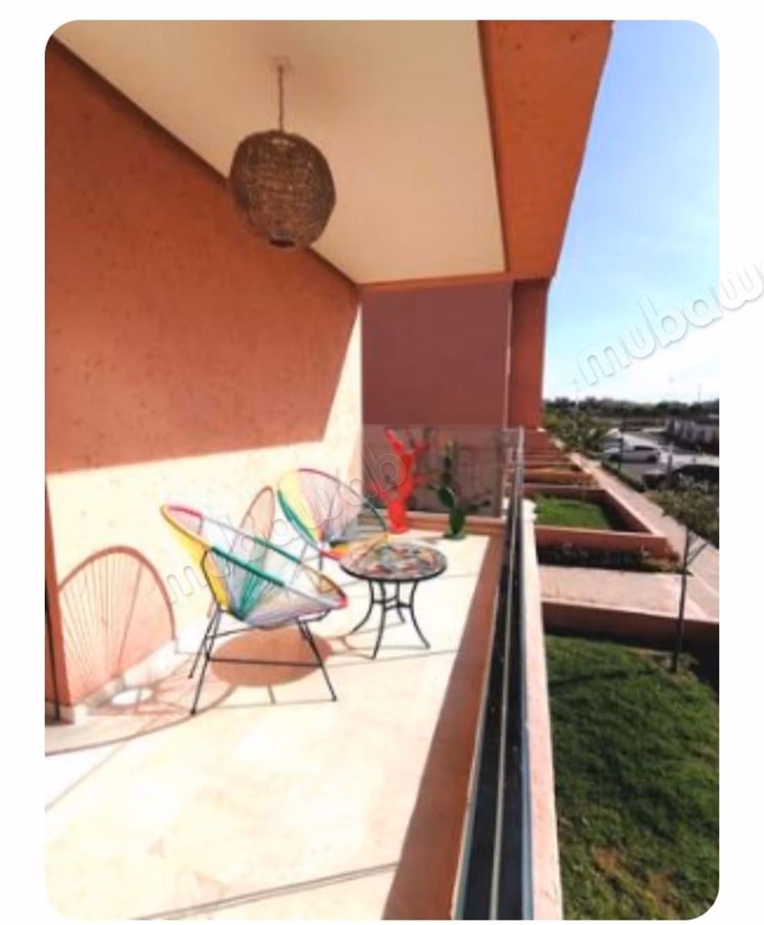 Superbe appartement à vendre à Route de Tahanaout.
Surface de 91 m².
Bien meublé