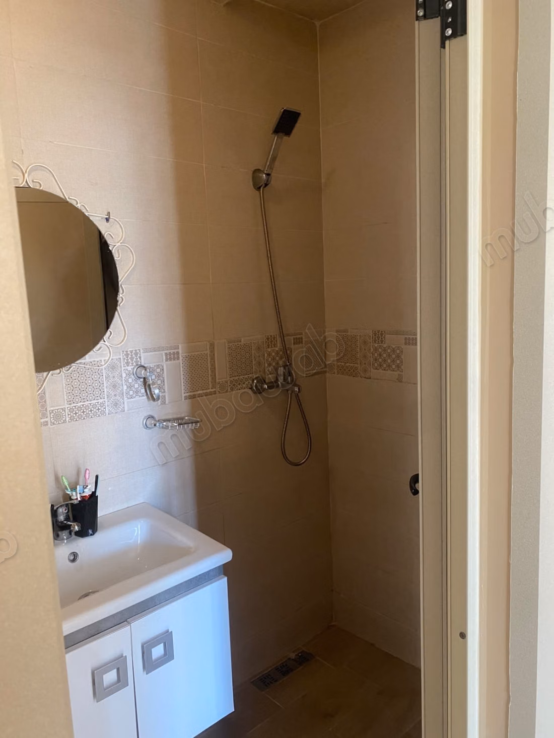 Superbe appartement à vendre à Tit Mellil. 
4 grandes pièces