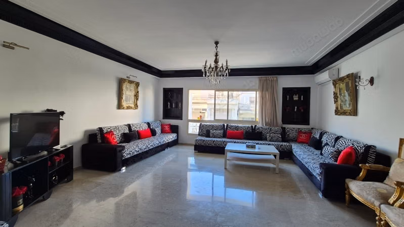 Superbe apartamento en alquiler en Gauthier. 3 habitaciones. Bien amueblado