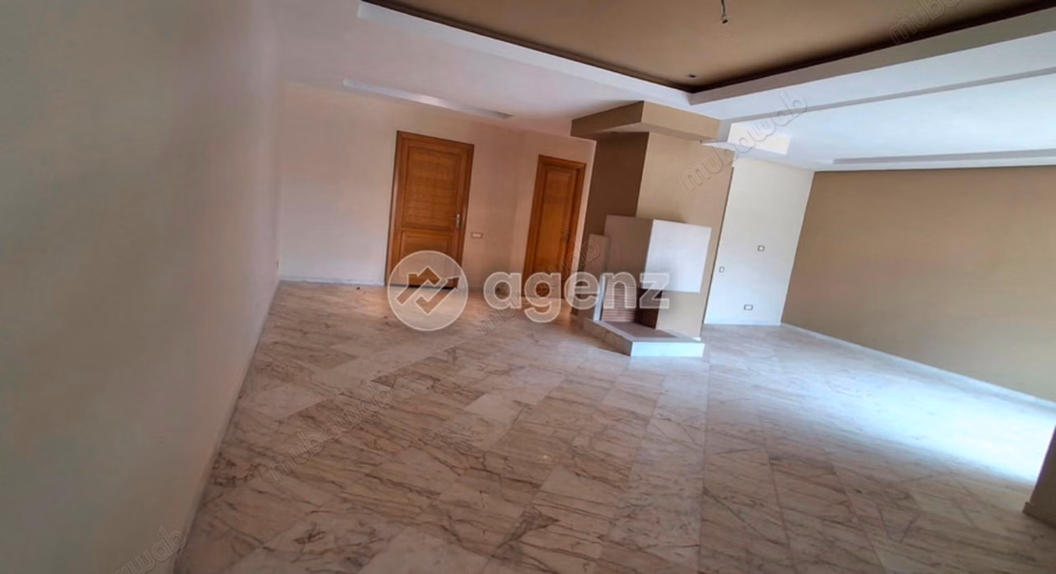 Prestigieux Triplex avec Piscine Nouaceur 
À vendre