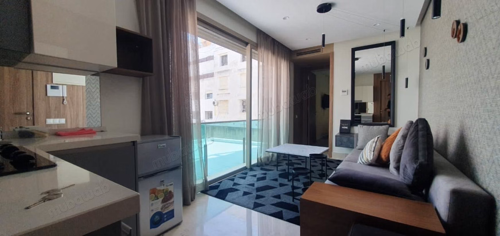 Appartement en location à Triangle d'Or. 
2 pièces confortables. 
Bien meublé