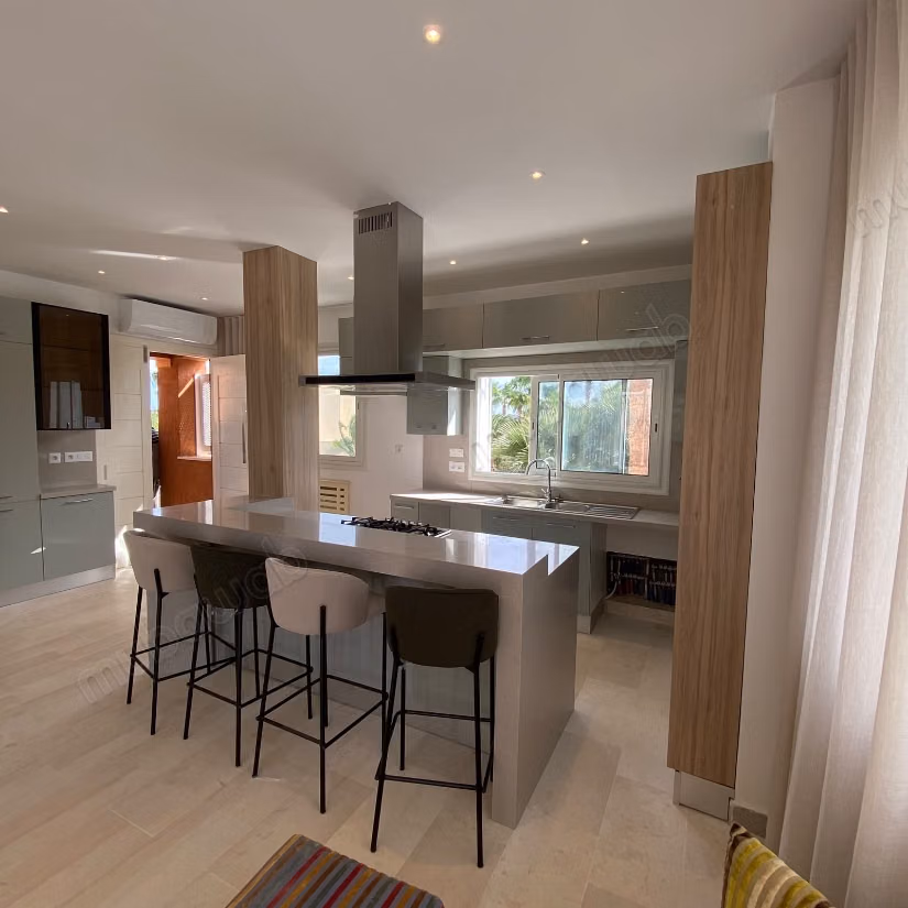 A louer un Appartement s2 golf gammarth