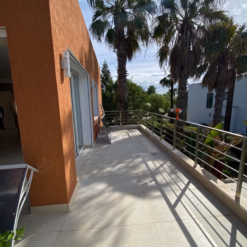 A louer un Appartement s2 golf gammarth