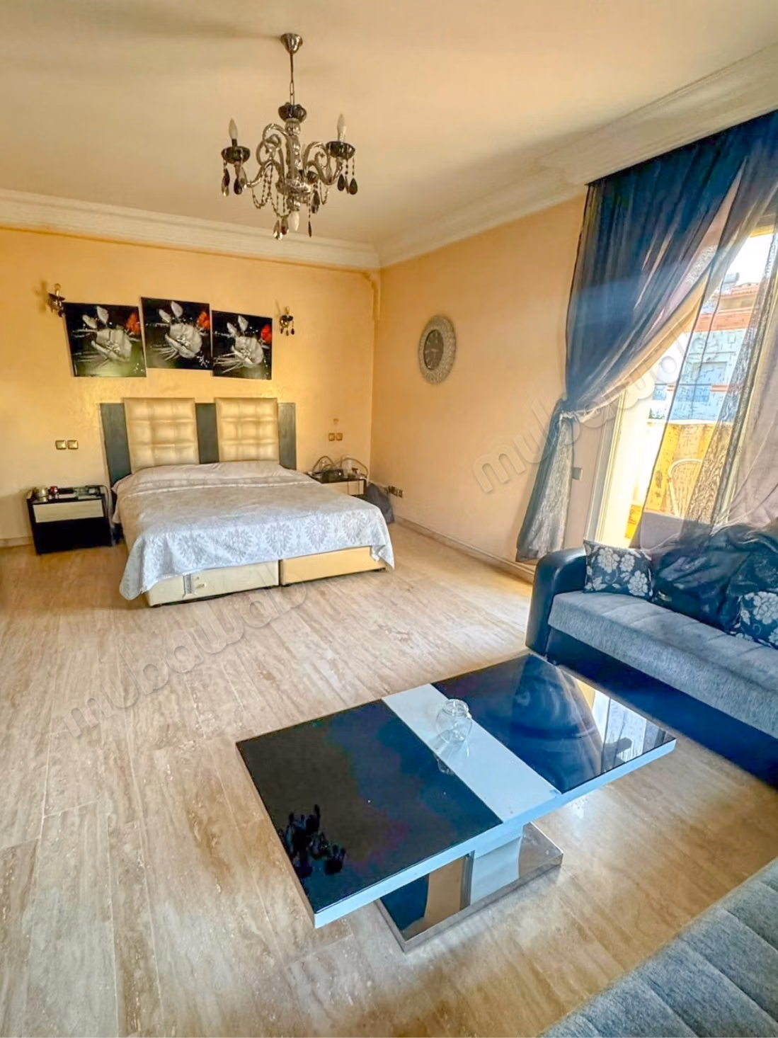 Villa de luxe à vendre à Californie. 4 chambres. Salon traditionnel marocain, résidence sécurisée