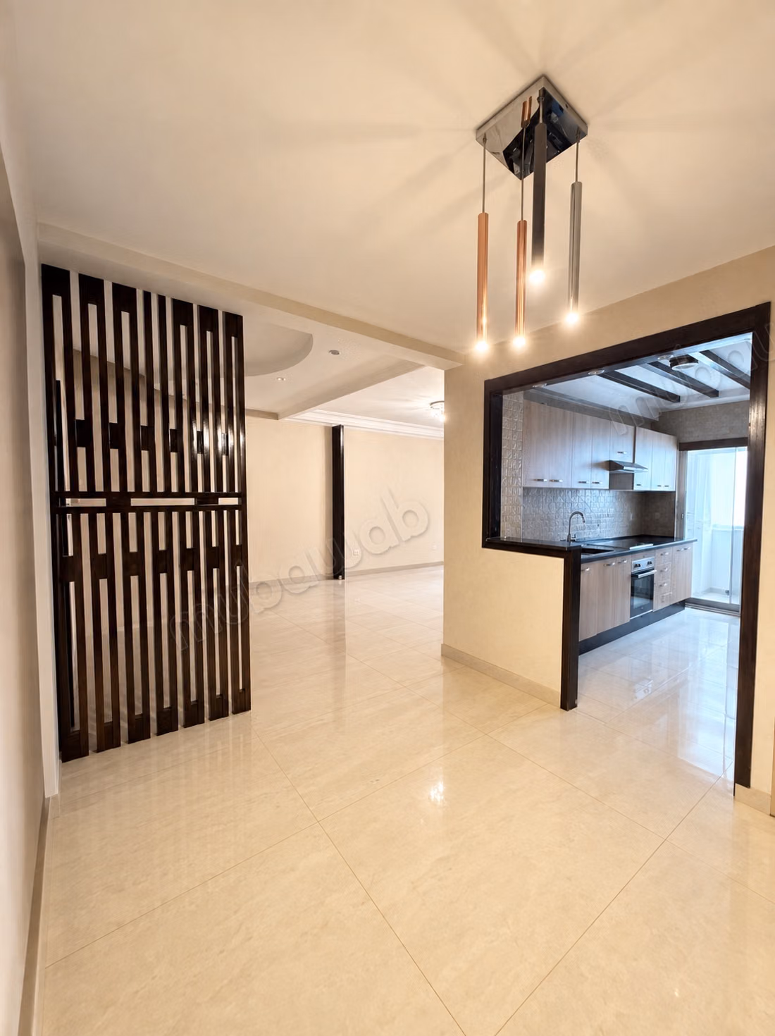 Vente d'un bel appartement à Guéliz Marrakech. 2 chambres agréables. Meublé, superficie 97 m²