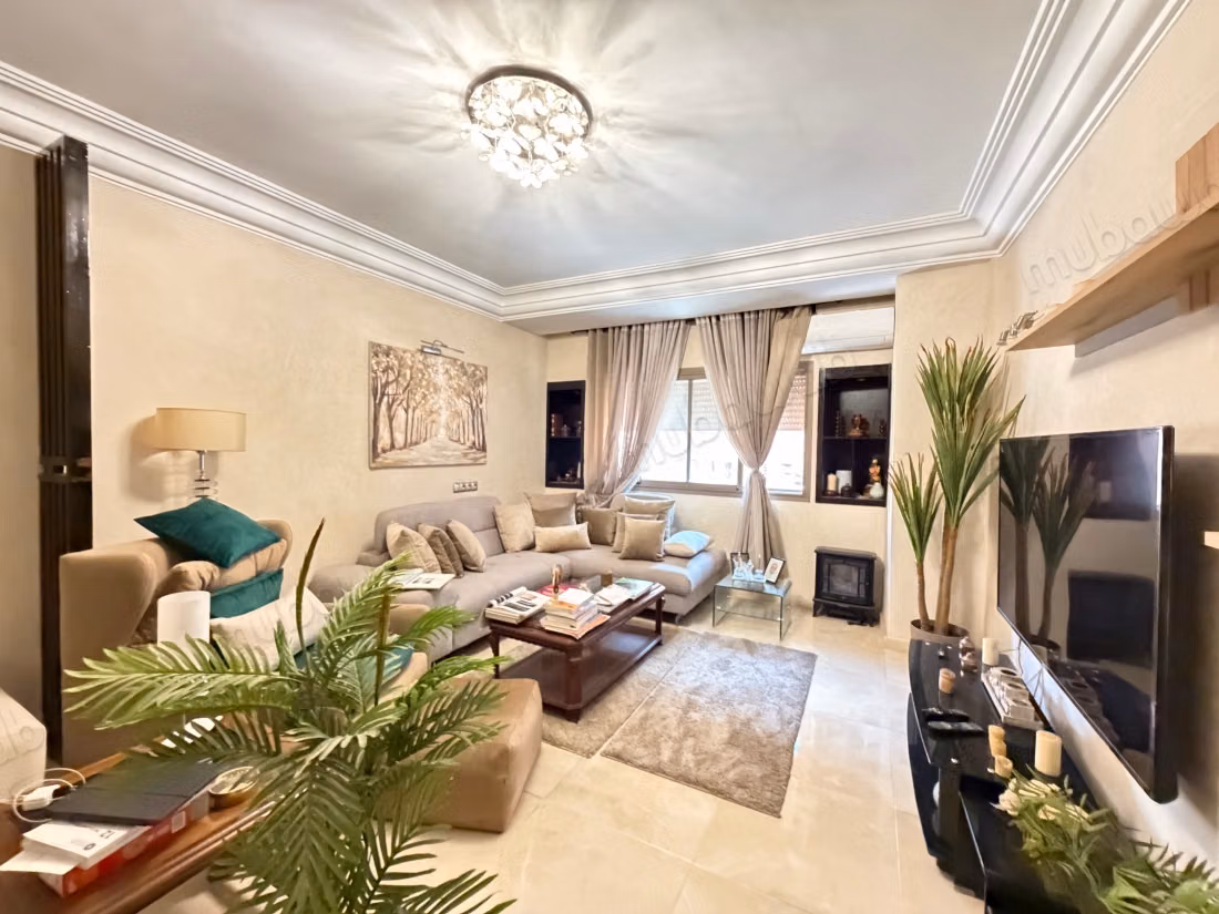 Vente d'un bel appartement à Guéliz Marrakech. 2 chambres agréables. Meublé, superficie 97 m²