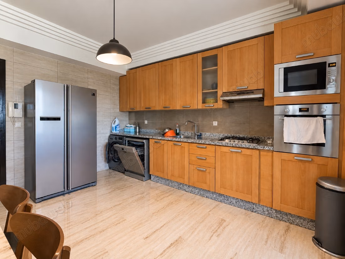 Vendre, spacieux appartement – quartier palmier, casablanca