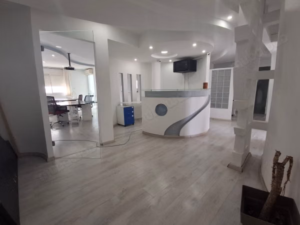Ufficio in affitto ad Agdal