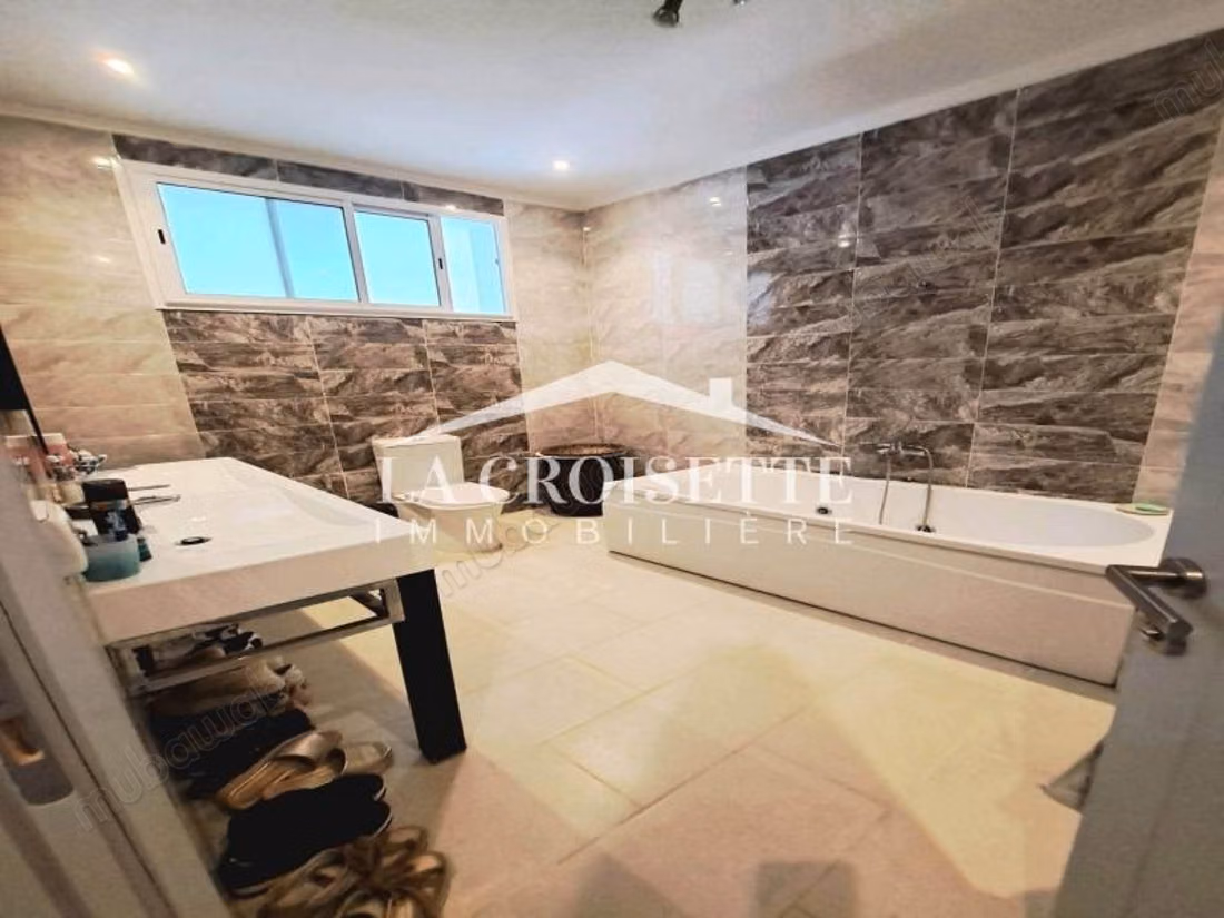 Villa a un piano S3 con piscina a La Soukra