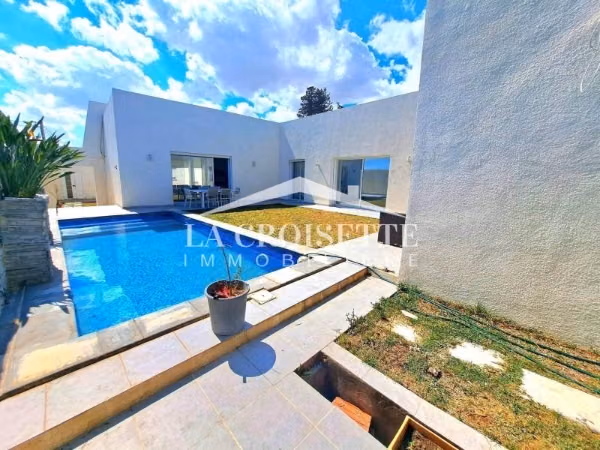 Villa a un piano S3 con piscina a La Soukra