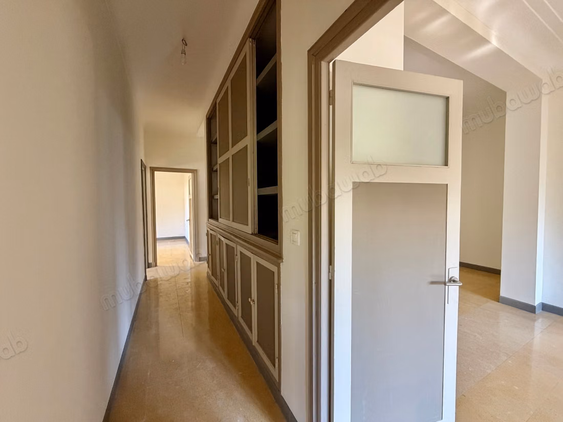 Spacieux appartement à louer à long terme