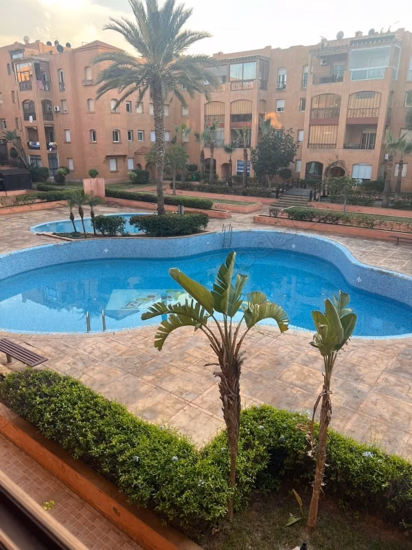 Très bel appartement en location à El Mansouria. 
2 chambres. 
Meublé