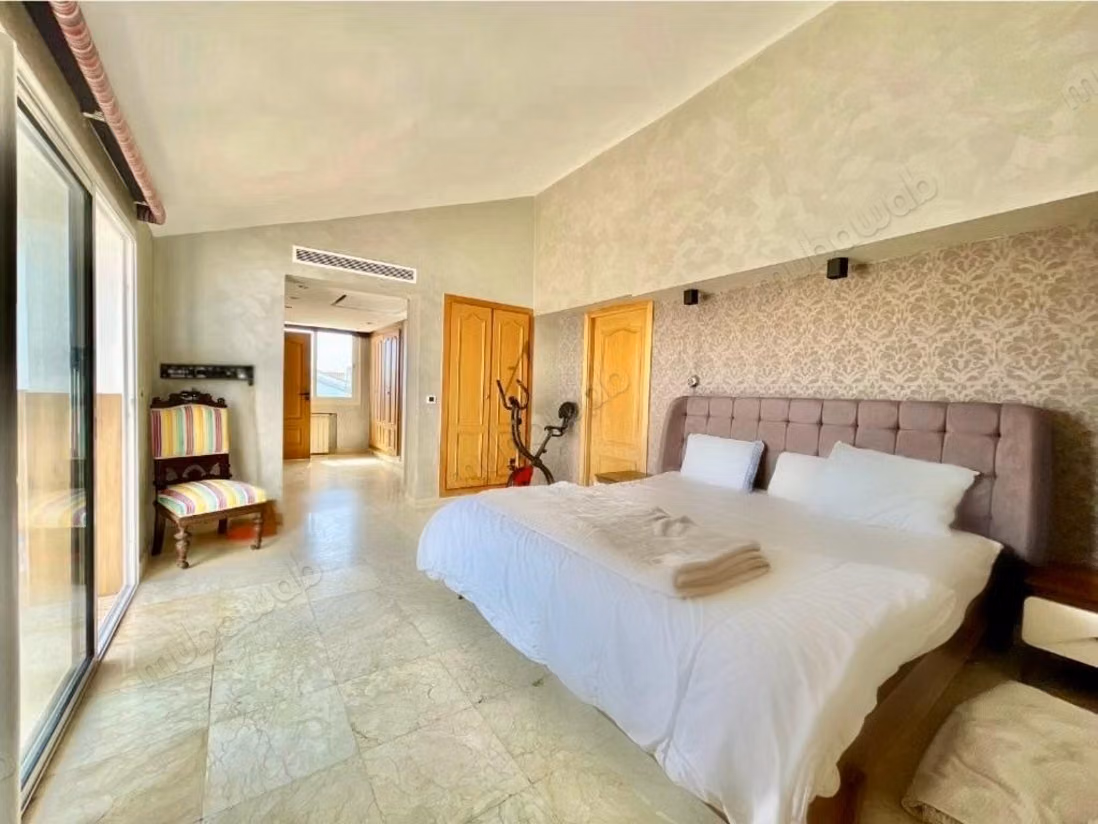 Villa de luxe à vendre. 
Superficie 800 m²