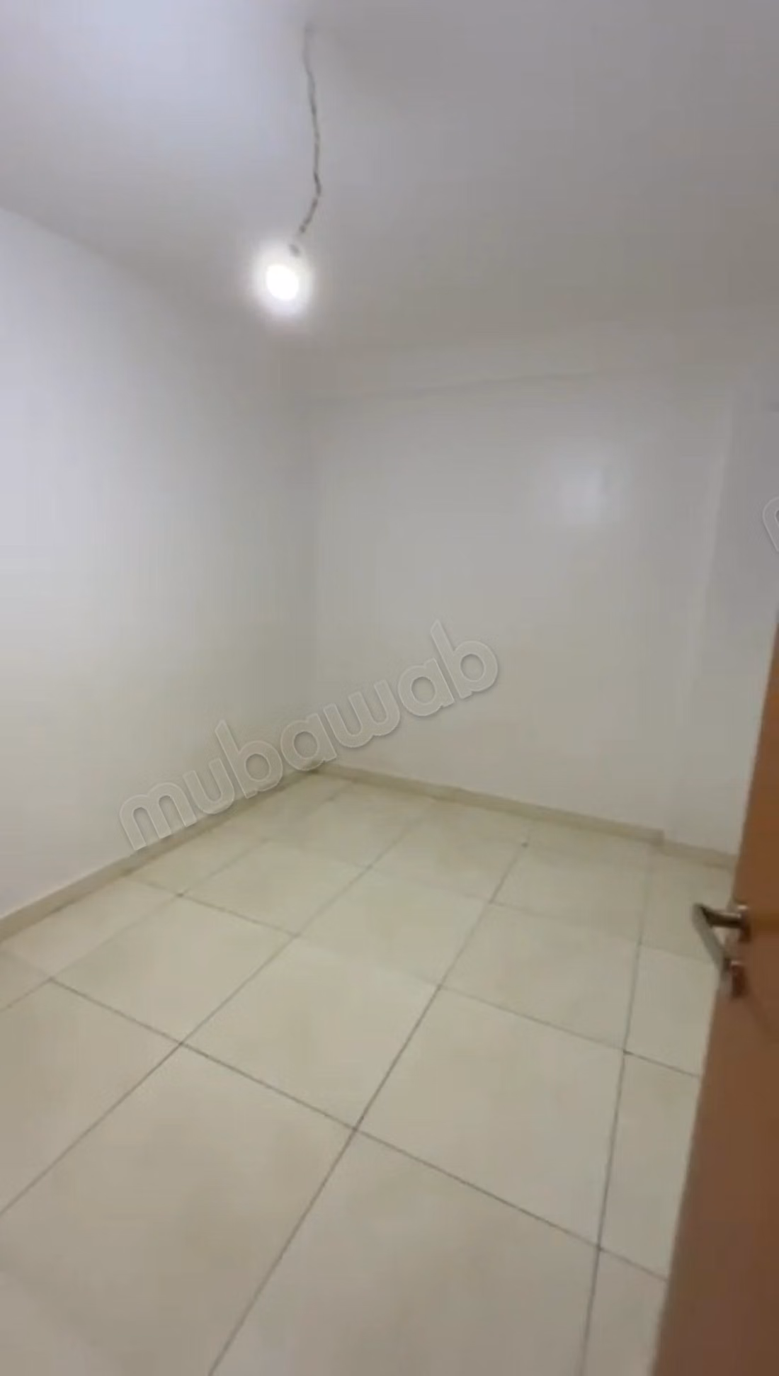 Appartement te huur in Branes 1. 2 mooie slaapkamers. Met lift en groene ruimte