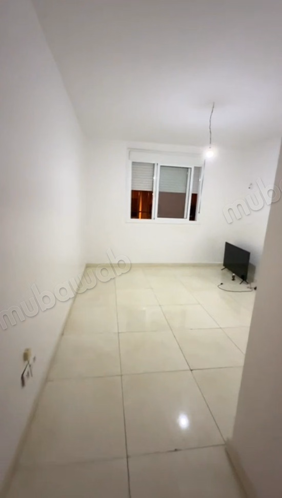 Appartement te huur in Branes 1. 2 mooie slaapkamers. Met lift en groene ruimte