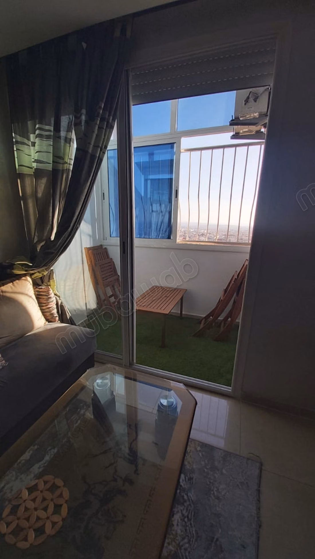 Appartement en vente à Hay Mohammadi. 
Surface de 48 m². 
Bien meublé