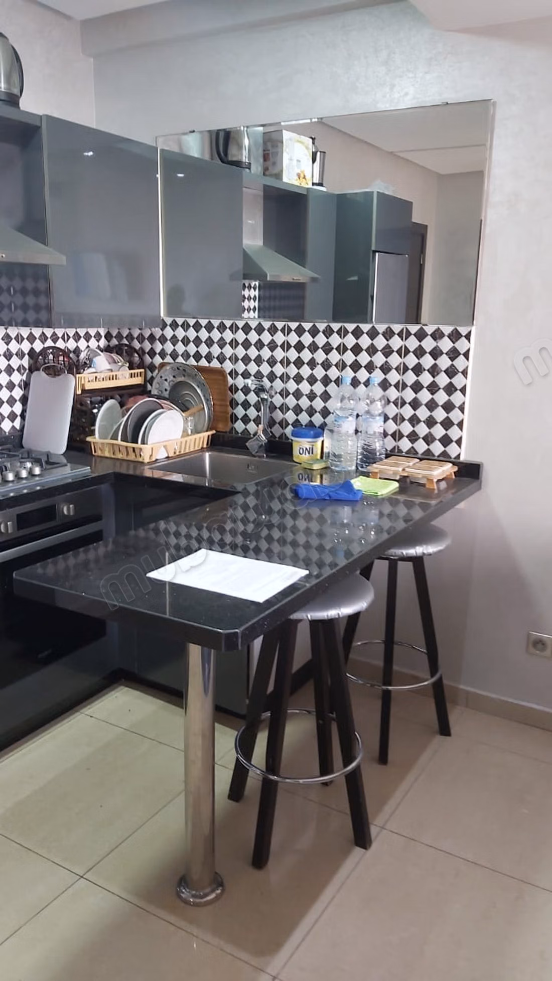 Appartement en vente à Hay Mohammadi. 
Surface de 48 m². 
Bien meublé