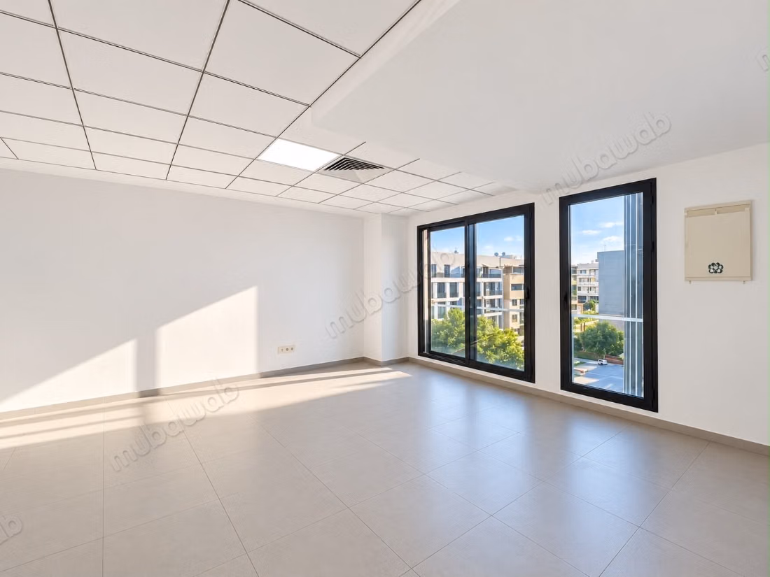 Plateau de bureau 101m 
bd omar al khiam 
anfa park