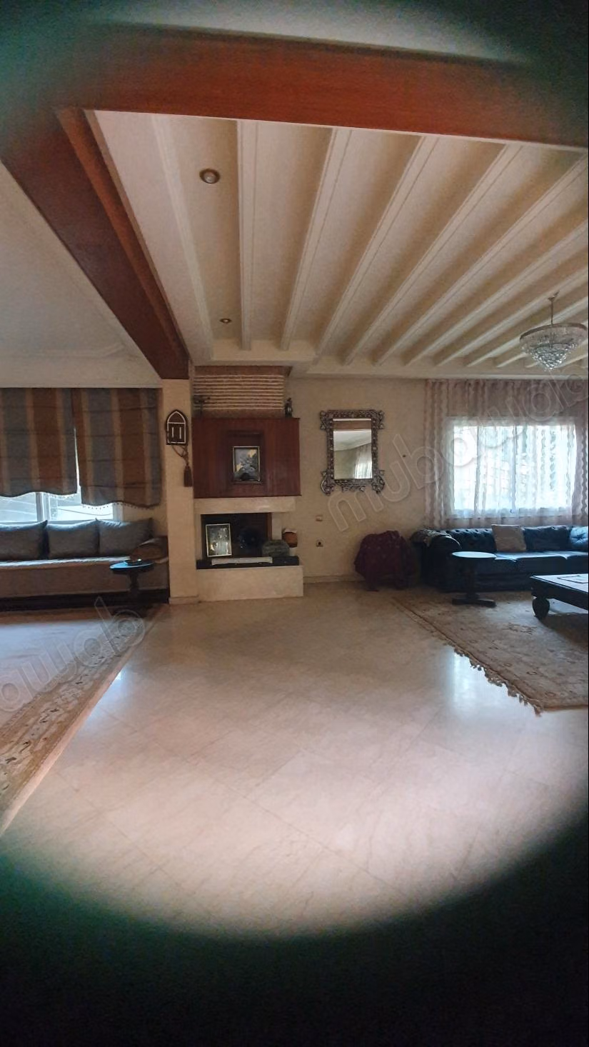 Magnifique villa à vendre à sidi maarouf